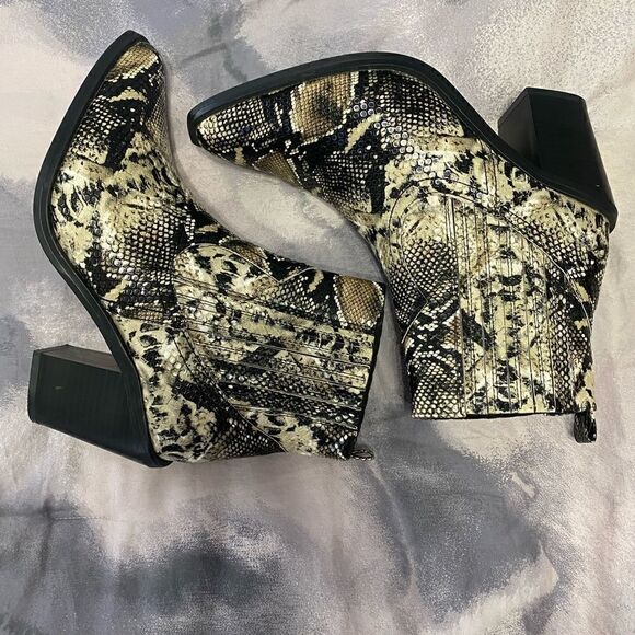Seven7 Ankle Boots Women Size 8